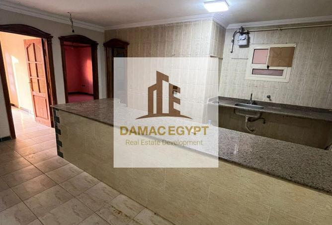 8166010 - Property Image 3