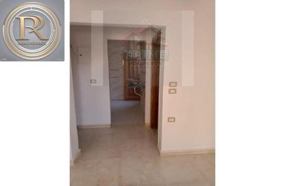 Apartment - 2 Bedrooms - 1 Bathroom for rent in Waslet Dahshur Road - Green Belt - 6 October City - Giza