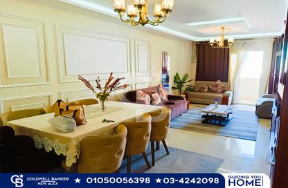 شقة - 3 غرف نوم - 2 حمامات للبيع في سموحة - حي شرق - الاسكندرية