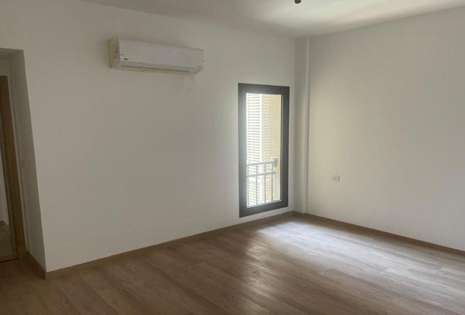 8429954 - Property Image 2