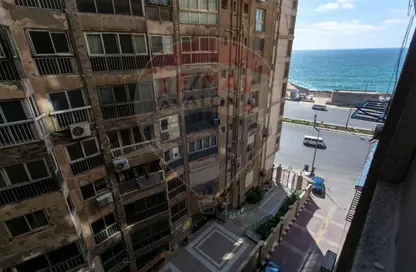 Apartment - 2 Bedrooms - 2 Bathrooms for sale in Tharwat - Hay Sharq - Alexandria