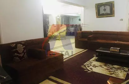 Apartment - 3 Bedrooms - 3 Bathrooms for sale in Ibrahim Nawar St. - 6th Zone - Nasr City - Cairo