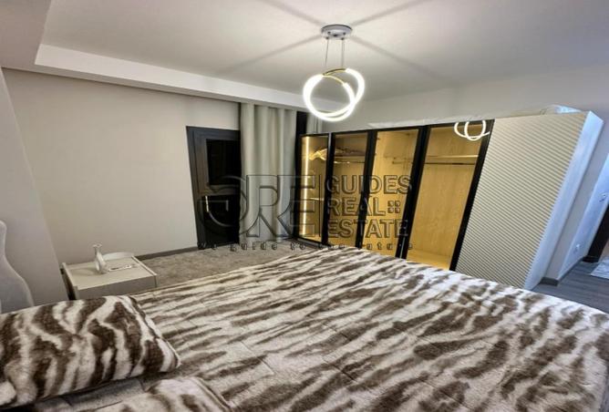 8028304 - Property Image 3