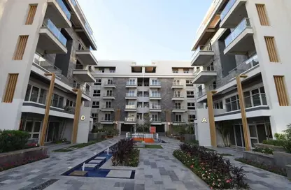 Apartment - 3 Bedrooms - 2 Bathrooms for sale in Mountain View iCity - 5th Settlement Compounds - The 5th Settlement - New Cairo City - Cairo