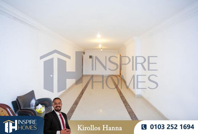 8455600 - Property Image 2