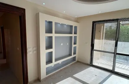 Apartment - 2 Bedrooms - 2 Bathrooms for rent in Eastown - 5th Settlement Compounds - The 5th Settlement - New Cairo City - Cairo