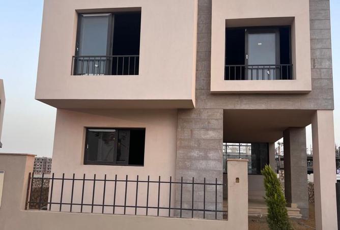 8421305 - Property Image 2