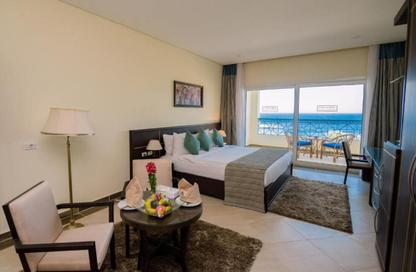 Chalet - 2 Bedrooms - 2 Bathrooms for sale in Koun - Ras Al Hekma - North Coast
