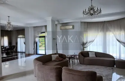 Villa - 3 Bedrooms - 3 Bathrooms for sale in Lake View - 5th Settlement Compounds - The 5th Settlement - New Cairo City - Cairo
