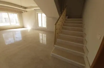 منزل مزدوج - 5 غرف نوم - 4 حمامات للبيع في اتريو - كمبوندات الشيخ زايد - الشيخ زايد - الجيزة