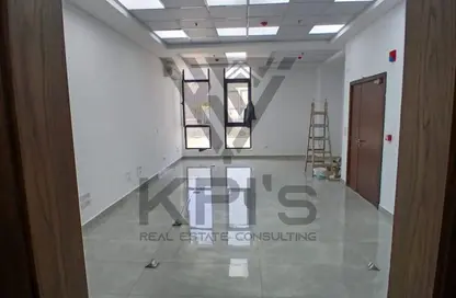 Office Space - Studio - 1 Bathroom for rent in District 5 - 5th Settlement Compounds - The 5th Settlement - New Cairo City - Cairo