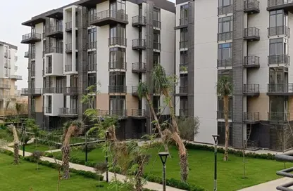 Apartment - 2 Bedrooms - 2 Bathrooms for sale in Madinaty - Cairo