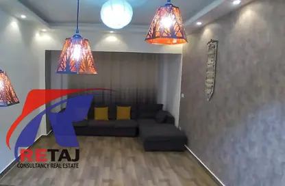 شقة - 2 غرف نوم - 1 حمام للبيع في محور السادات - التجمع الاول - مدينة القاهرة الجديدة - القاهرة