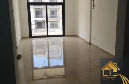 شقة - 3 غرف نوم - 3 حمامات للايجار في مون ريزيدنس - فيفث سكوير - التجمع الخامس - مدينة القاهرة الجديدة - القاهرة