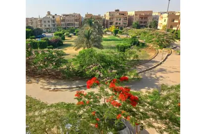 شقة - 3 غرف نوم - 3 حمامات للبيع في شارع دكتور ياسين عبد الغفار - المنطقة ج - حى جنوب الاكايمية - مدينة القاهرة الجديدة - القاهرة