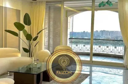 Hotel Apartment - 6 Bedrooms - 6 Bathrooms for sale in Cornish El Nile St. - Maadi - Hay El Maadi - Cairo