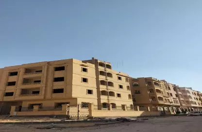 Apartment - 3 Bedrooms - 2 Bathrooms for sale in Al Guezira Green Park - South Investors Area - New Cairo City - Cairo