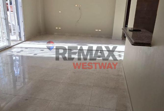 8331497 - Property Image 2