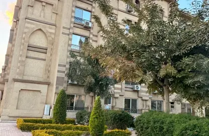 Apartment - 3 Bedrooms - 2 Bathrooms for sale in Hayati Residence - North Investors Area - New Cairo City - Cairo