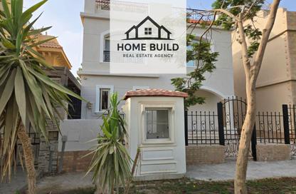 Villa - 4 Bedrooms - 4 Bathrooms for sale in Dream Land St. - Dream Land - Al Wahat Road - 6 October City - Giza