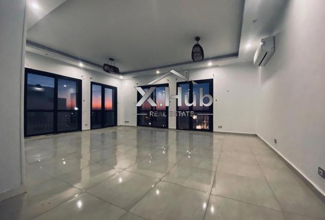 8391411 - Property Image 3