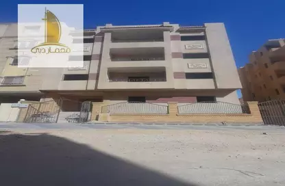 Apartment - 2 Bedrooms - 1 Bathroom for sale in Mohamed Naguib Axis - Abou El Houl - New Cairo City - Cairo