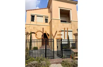 Villa - 4 Bedrooms - 4 Bathrooms for sale in Celesta Hills - Uptown Cairo - Mokattam - Cairo Villa - 4 Bedrooms - 4 Bathrooms for sale in Celesta Hills - Uptown Cairo - Mokattam - Cairo
