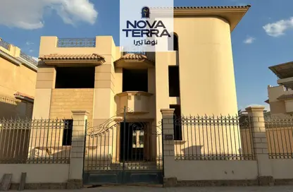 فيلا - 5 غرف نوم - 5 حمامات للبيع في رويال سيتي - كمبوندات الشيخ زايد - الشيخ زايد - الجيزة