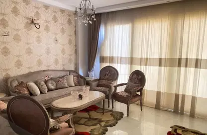 Apartment - 3 Bedrooms - 2 Bathrooms for sale in Al Narges 6 - Al Narges - New Cairo City - Cairo
