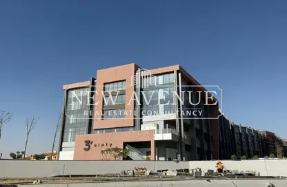 Office Space - Studio - 1 Bathroom for sale in Three Sixty - 5th Settlement Compounds - The 5th Settlement - New Cairo City - Cairo
