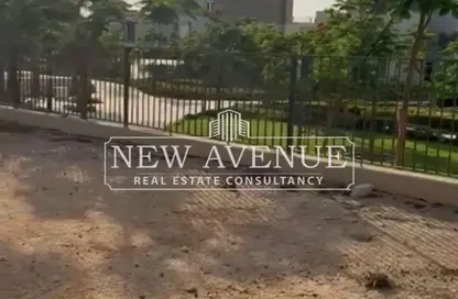 Villa - 3 Bedrooms - 4 Bathrooms for sale in Sodic East - 6th District - New Heliopolis - Cairo