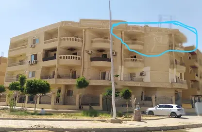شقة - 3 غرف نوم - 2 حمامات للبيع في المجاورة الاولي - المنطقة الثامنة - مدينة الشروق - القاهرة