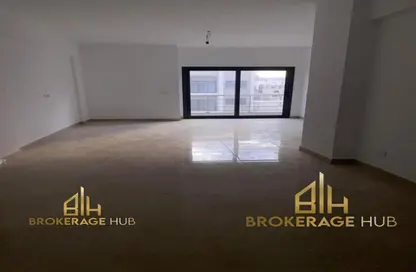 Apartment - 3 Bedrooms - 2 Bathrooms for sale in Moon Residences - Fifth Square - The 5th Settlement - New Cairo City - Cairo