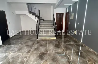 دوبلكس - 3 غرف نوم - 2 حمامات للايجار في البنفسج 8 - البنفسج - مدينة القاهرة الجديدة - القاهرة