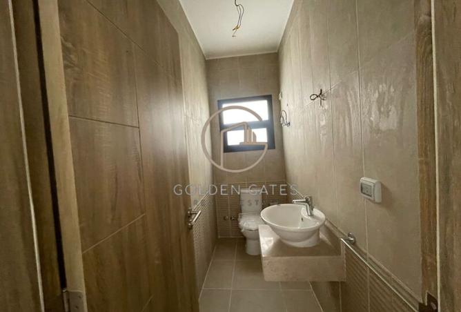 8338783 - Property Image 3