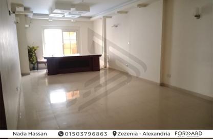 Apartment - 3 Bedrooms - 1 Bathroom for sale in Zezenia - Hay Sharq - Alexandria