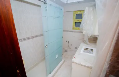 شقة - 3 غرف نوم - 2 حمامات للبيع في شارع كفر عبده - كفر عبده - رشدي - حي شرق - الاسكندرية