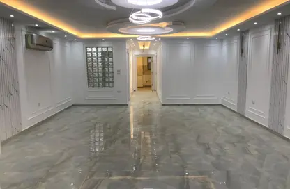 Apartment - 3 Bedrooms - 2 Bathrooms for rent in Stone Residence - 5th Settlement Compounds - The 5th Settlement - New Cairo City - Cairo