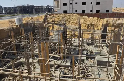 Apartment - 3 Bedrooms - 2 Bathrooms for sale in Bait Alwatan - The 5th Settlement - New Cairo City - Cairo