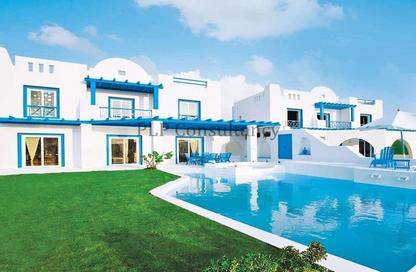 Chalet - 2 Bedrooms - 2 Bathrooms for sale in Hacienda Bay - Sidi Abdel Rahman - North Coast