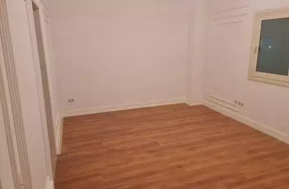 Apartment - 3 Bedrooms - 3 Bathrooms for rent in Area D - Ganoob El Acadimia - New Cairo City - Cairo