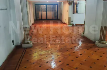 Apartment - 4 Bedrooms - 3 Bathrooms for sale in Gleim Square - Glim - Hay Sharq - Alexandria