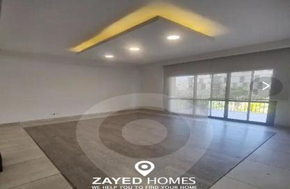 شقة - 3 غرف نوم - 3 حمامات للايجار في ذا كورت ياردز - كمبوندات الشيخ زايد - الشيخ زايد - الجيزة