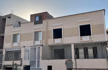 دوبلكس - 3 غرف نوم - 3 حمامات للبيع في لافيدا البستان - محور 26 يوليو - مدينة 6 أكتوبر - الجيزة