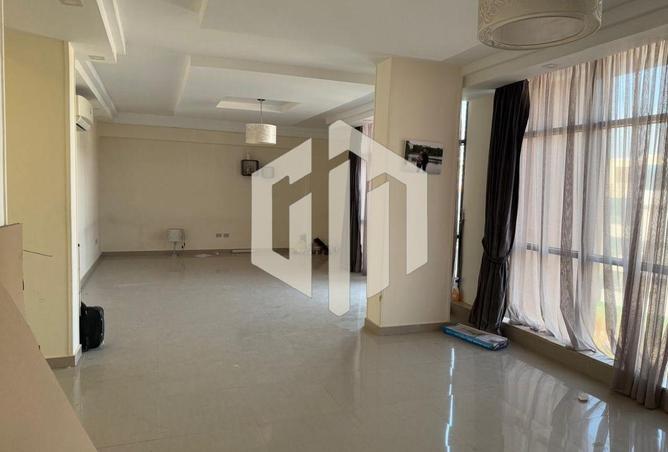 8067721 - Property Image 2