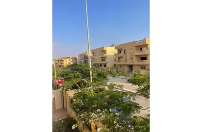 Apartment - 4 Bedrooms - 3 Bathrooms for sale in 7th District - Sheikh Zayed City - Giza