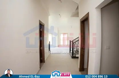 فيلا - 5 غرف نوم - 3 حمامات للبيع في سكاي لاين - سموحة - حي شرق - الاسكندرية