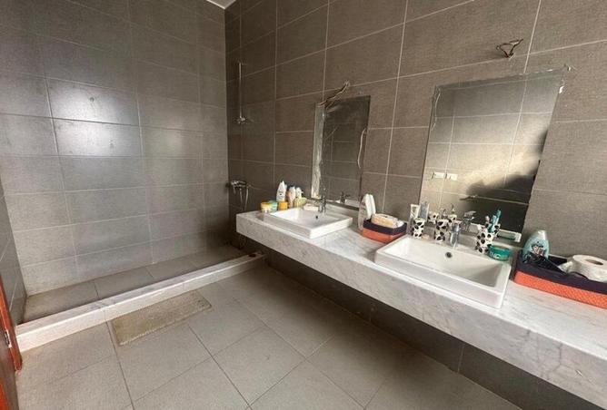 8240563 - صورة العقار 2