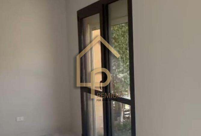 8008881 - Property Image 2