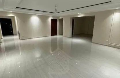 شقة - 3 غرف نوم - 3 حمامات للبيع في فيلدج ويست - كمبوندات الشيخ زايد - الشيخ زايد - الجيزة